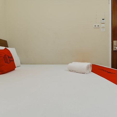 Reddoorz @ Kwitang Hotell Jakarta Exteriör bild